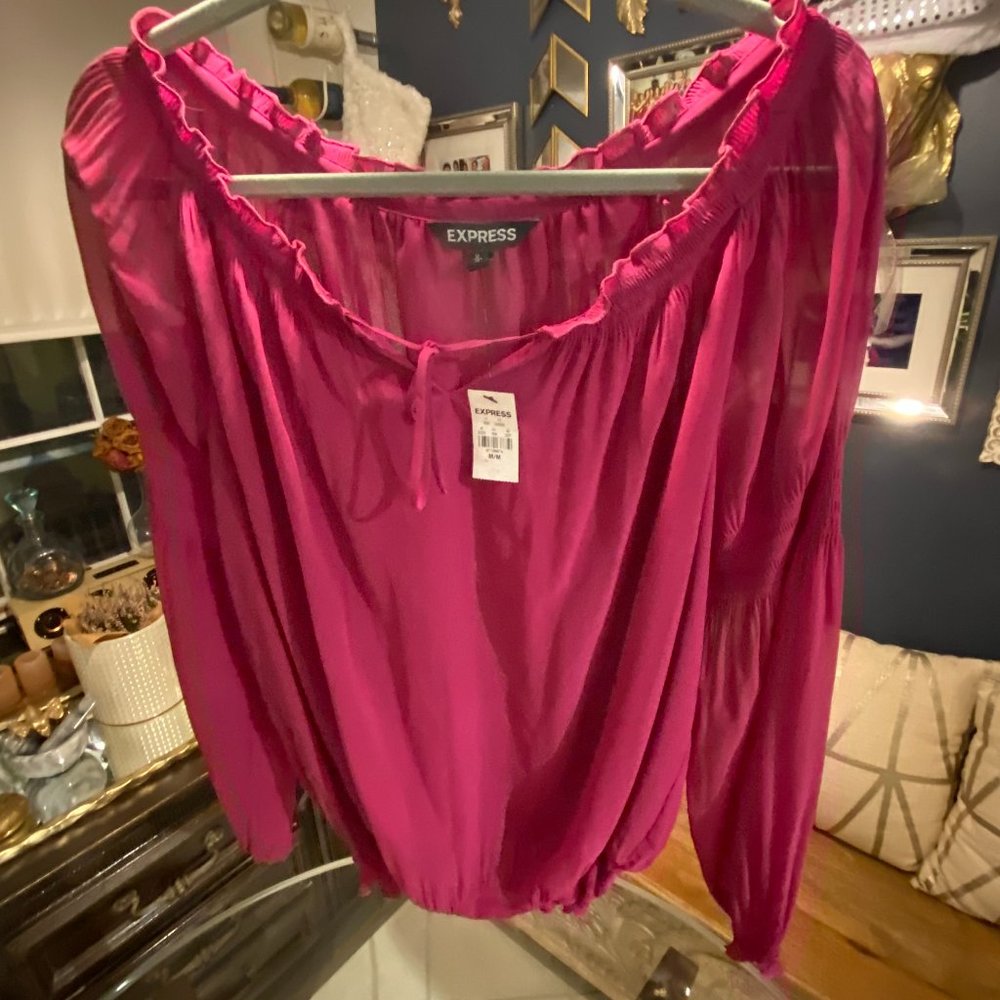 Express- NWT Pink/Magenta Off the Shoulder Blouse